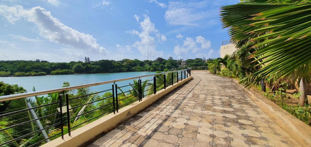 Penthouse Five - The Beautiful 3Br En-Suite Apt Mombasa Esterno foto